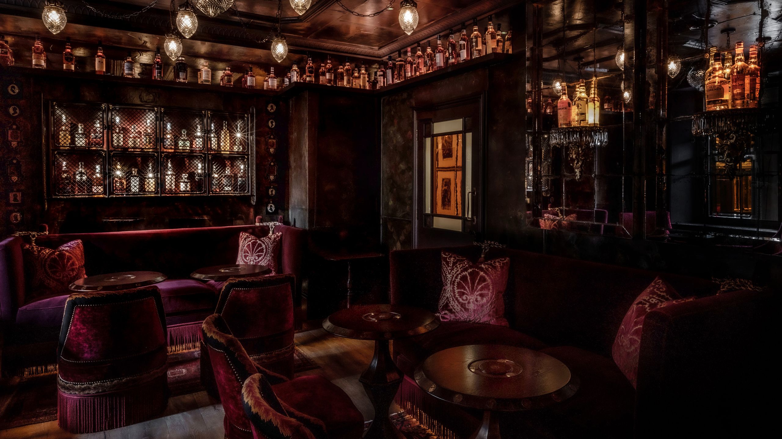 Bertie’s Whisky Bar, The Fife Arms. Photographer Sim Canetty-Clarke image 1